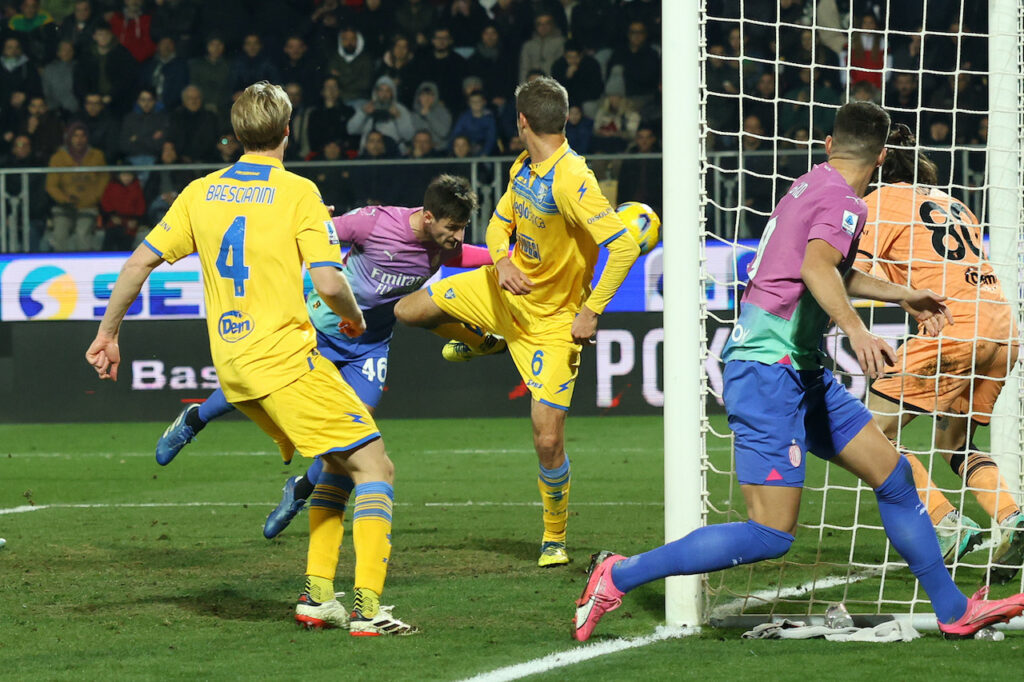 gol Matteo Gabbia AC Milan Frosinone-Milan 2-3 Serie A 2023-2024