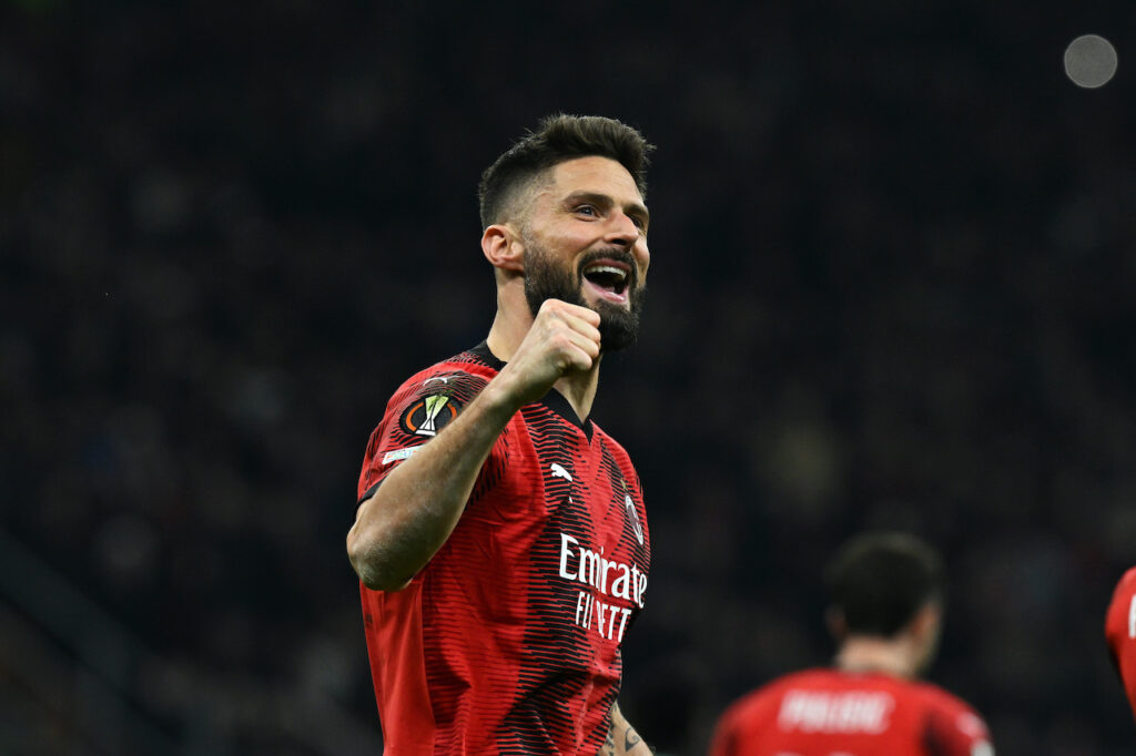 esultanza gol Olivier Giroud AC Milan Milan-Slavia Praga 4-2 Europa League 2023-2024