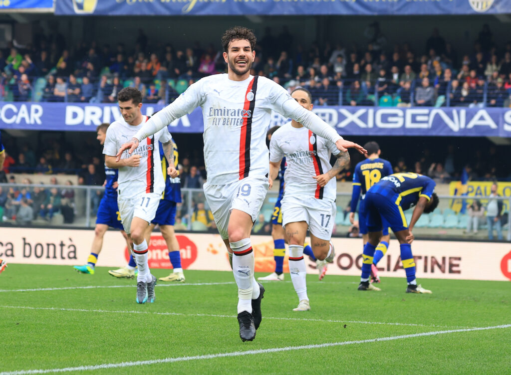 esultanza gol Theo Hernández AC Milan Verona-Milan 1-3 Serie A 2023-2024
