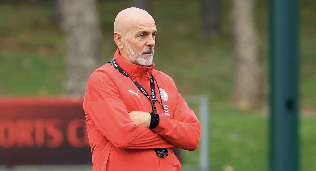 Stefano Pioli AC Milan allenamento Milanello