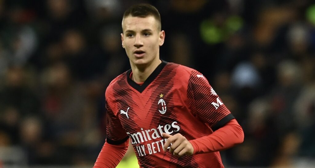 Francesco Camarda AC Milan Milan-Frosinone 3-1 Serie A 2023-2024