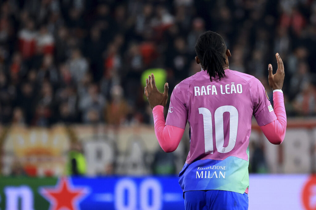 esultanza gol Rafael Leao AC Milan Slavia Praga-Milan 1-3 Europa League 2023-2024