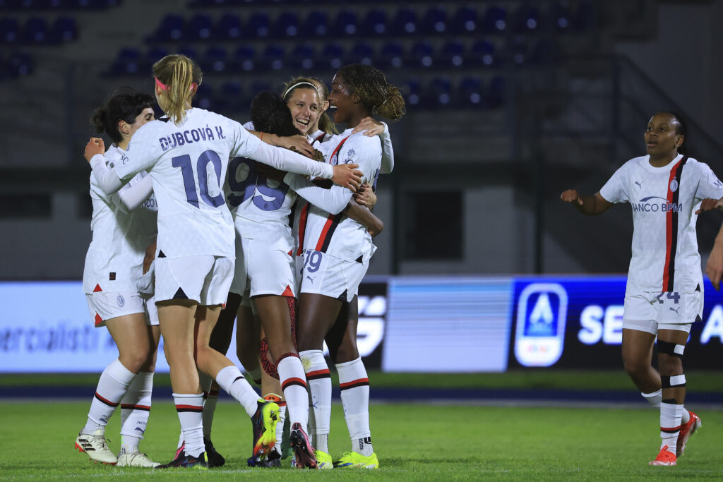 Esultanza Milan Femminile. Qui nel corso del match tra Como e Milan Femminile di Serie A (getty images)