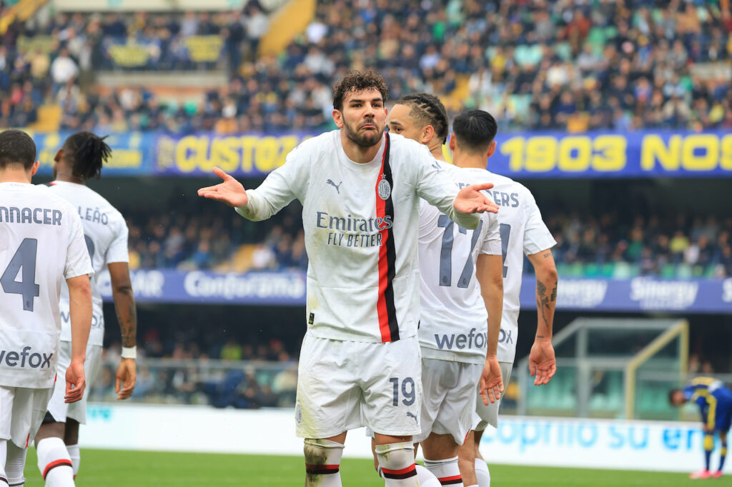 esultanza gol Theo Hernández AC Milan Verona-Milan 1-3 Serie A 2023-2024