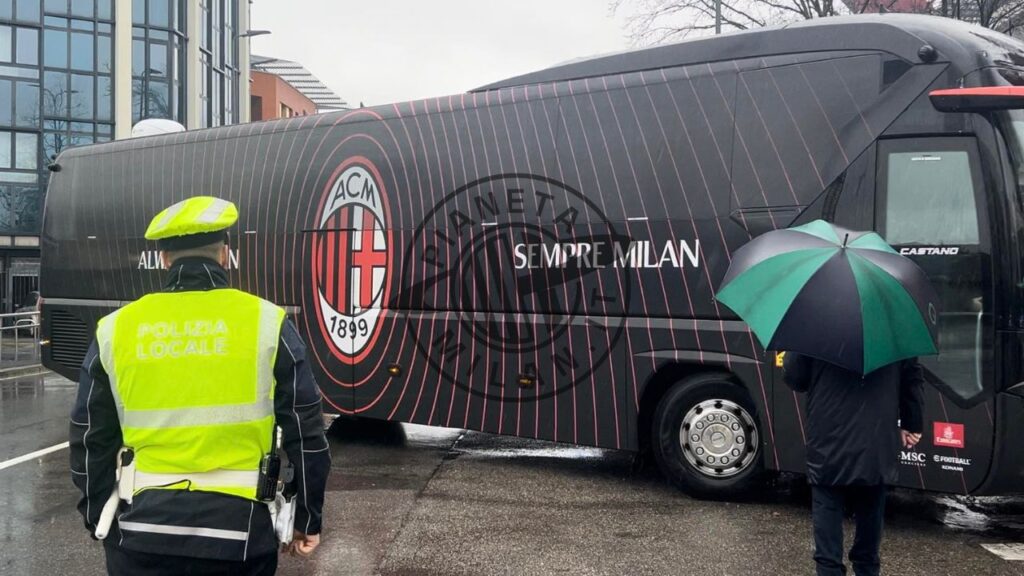 Milan-Empoli pullman San Siro 10 marzo 2024