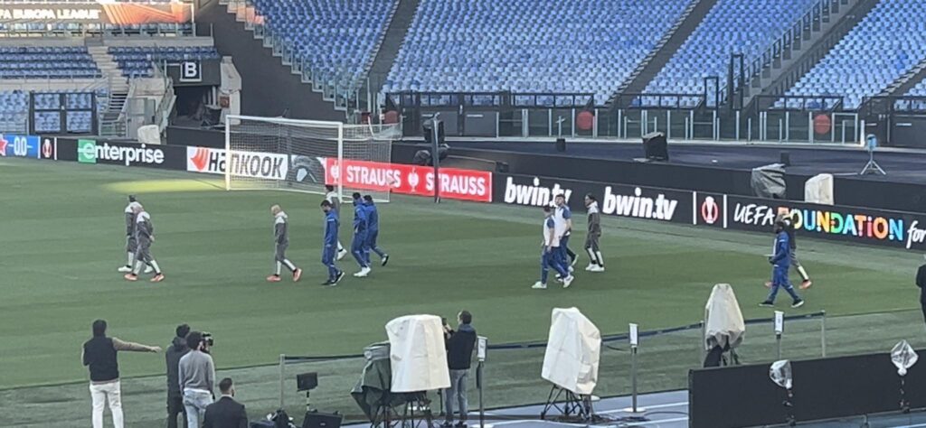 VIDEO - Roma-Milan, rossoneri arrivati allo 'Stadio Olimpico' | PM NEWS
