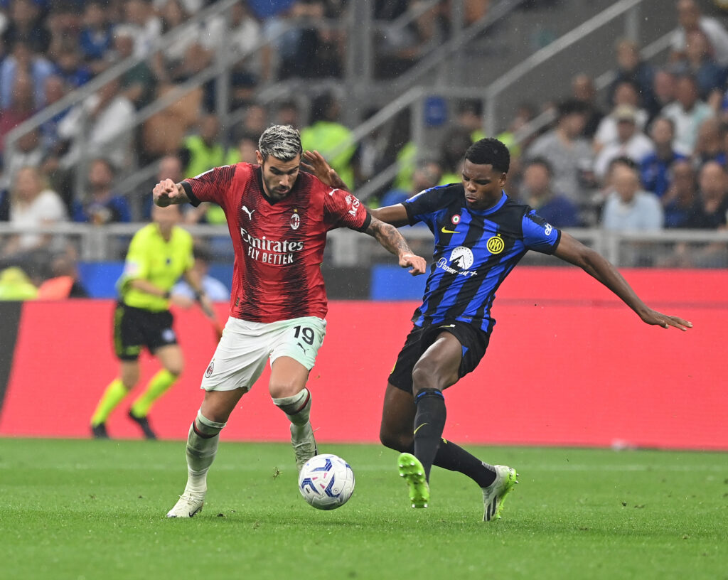 Theo Hernandez AC Milan - Dumfries