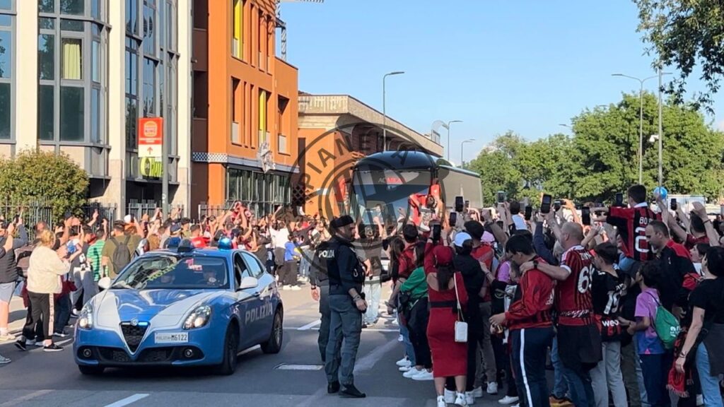 Milan-Salernitana Serie A 2023-2024 pullman San Siro