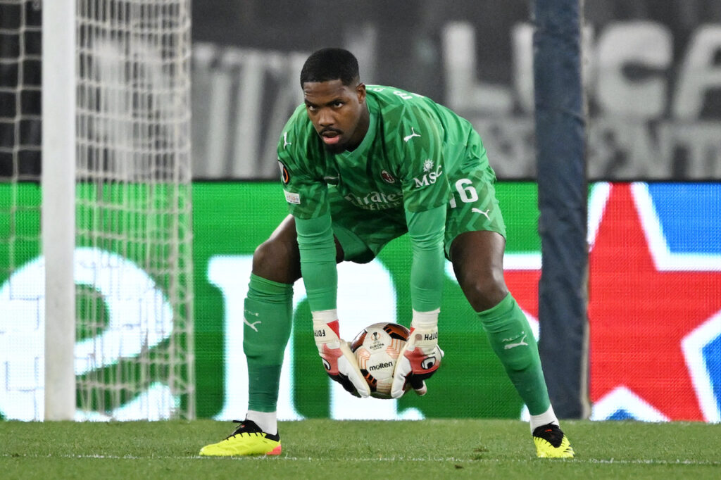 Mike Maignan AC Milan Roma-Milan 2-1 Europa League 2023-2024