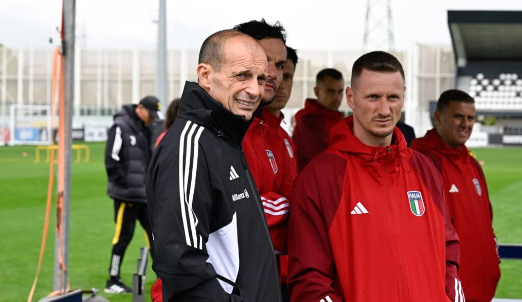 Massimiliano Allegri (allenatore Juventus) e Ignazio Abate (tecnico Milan Primavera)