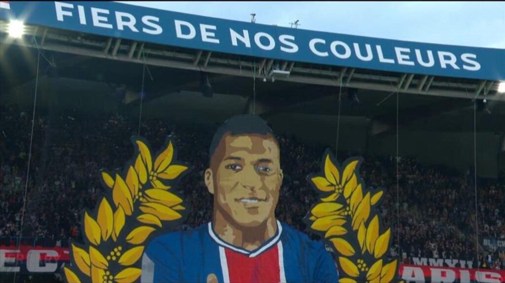 PSG Mbappé tifosi