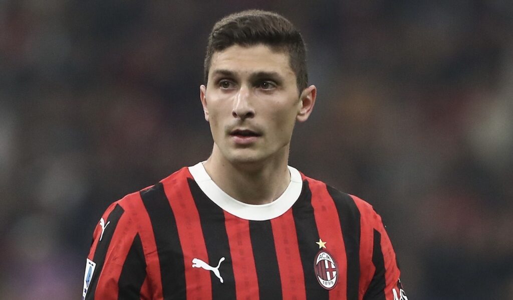Mattia Caldara AC Milan Milan-Salernitana 3-3 Serie A 2023-2024