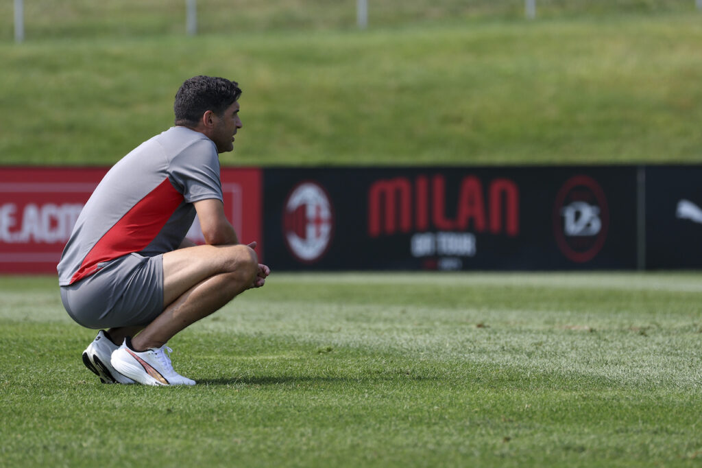 Paulo Fonseca AC Milan allenamento New Jersey