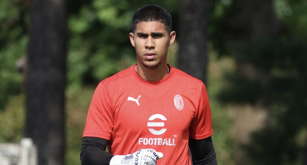 Devis Vásquez AC Milan allenamento Milanello
