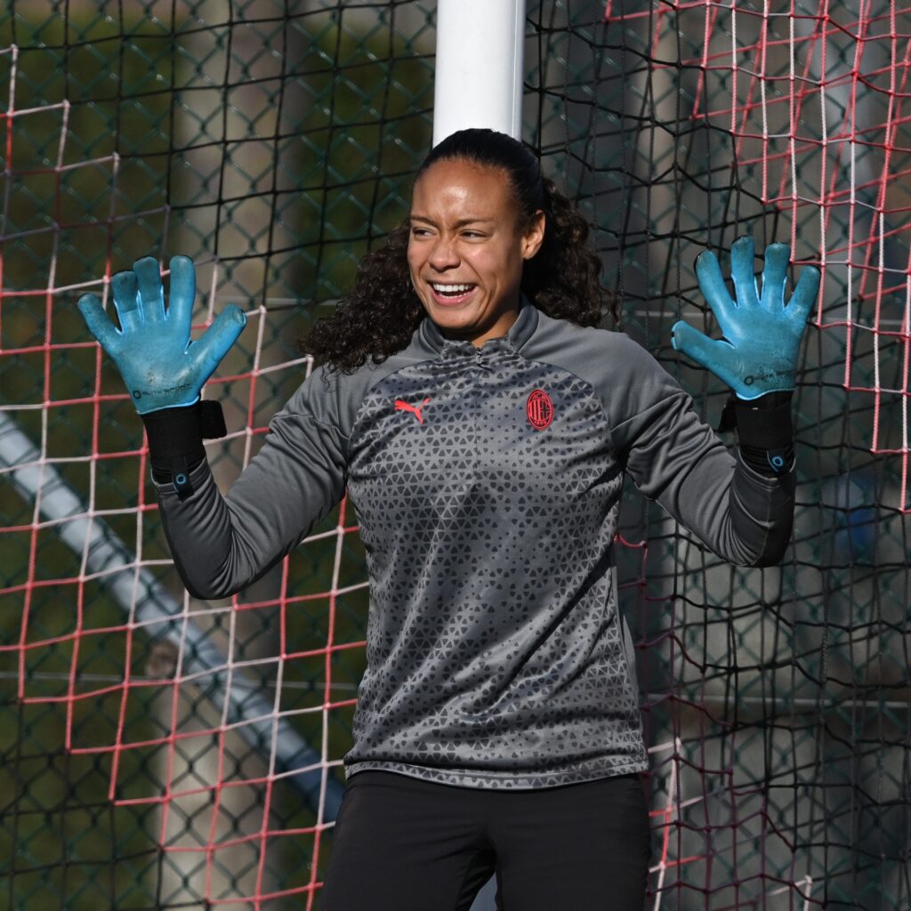 Selena Babb (Milan): chi è, ruolo, età, carriera e valore di mercato