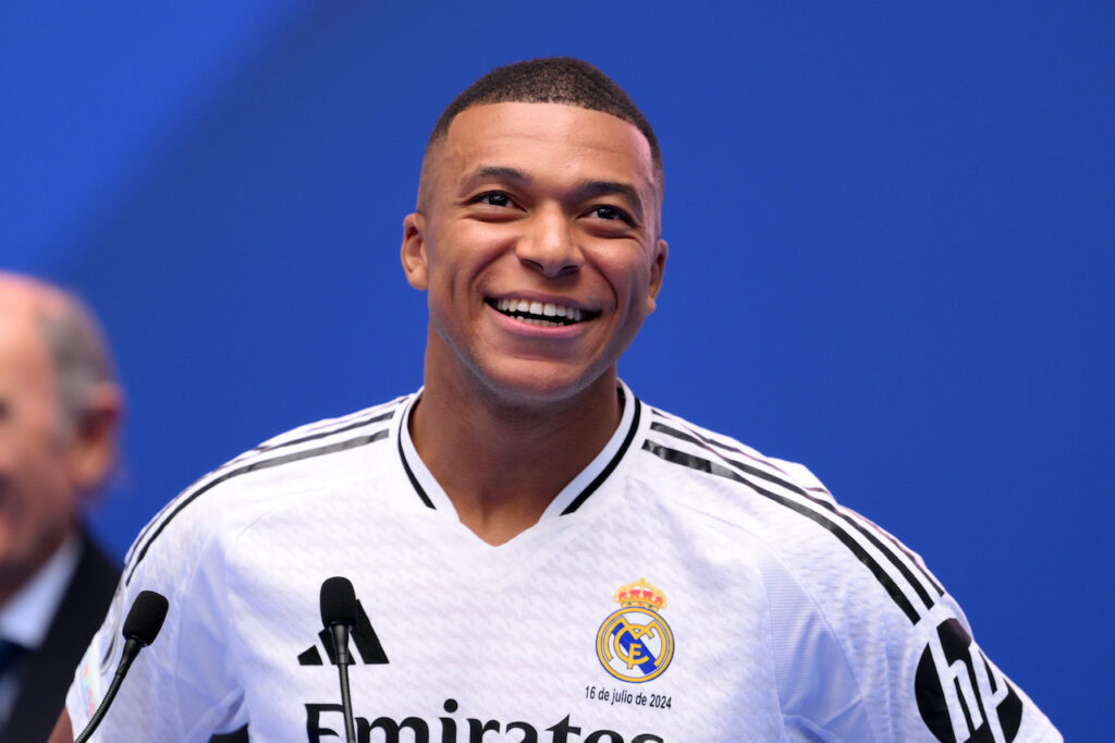 Kylian Mbappé presentazione Real Madrid