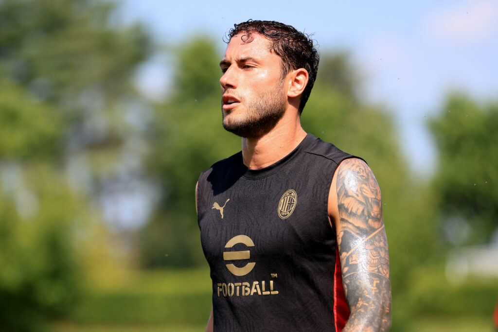 Davide Calabria Allenamento AC Milan Player