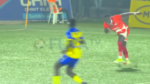 Gol da cineteca: rabona da premio Puskas? | VIDEO (screen Gazzetta.it)