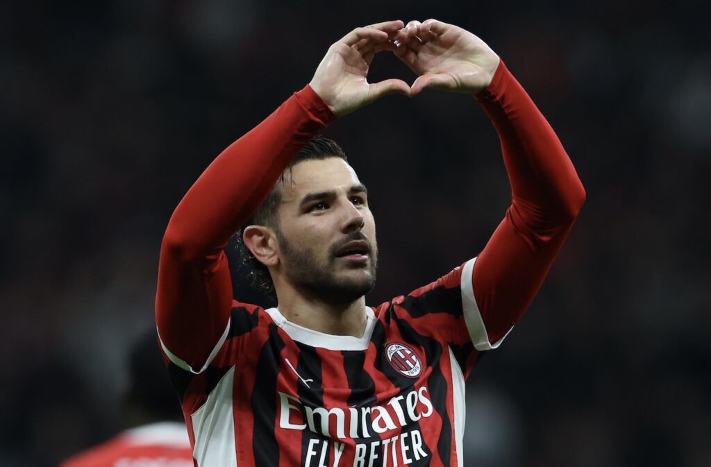 esultanza gol Theo Hernández AC Milan Milan-Lecce 3-0 Serie A 2024-2025