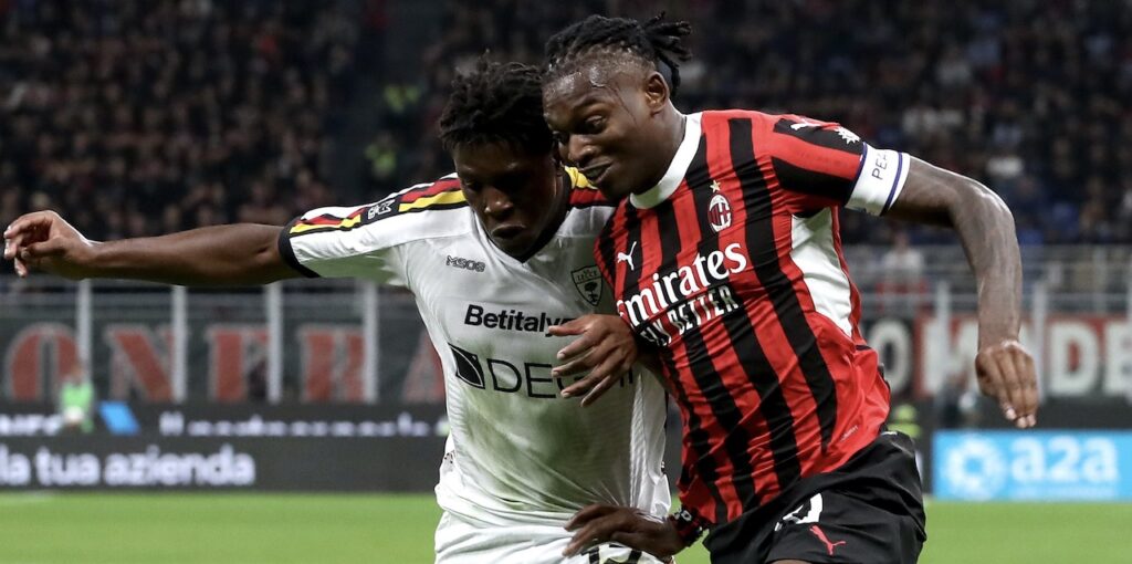 Rafael Leao AC Milan Patrick Dorgu US Lecce Milan-Lecce 3-0 Serie A 2024-2025