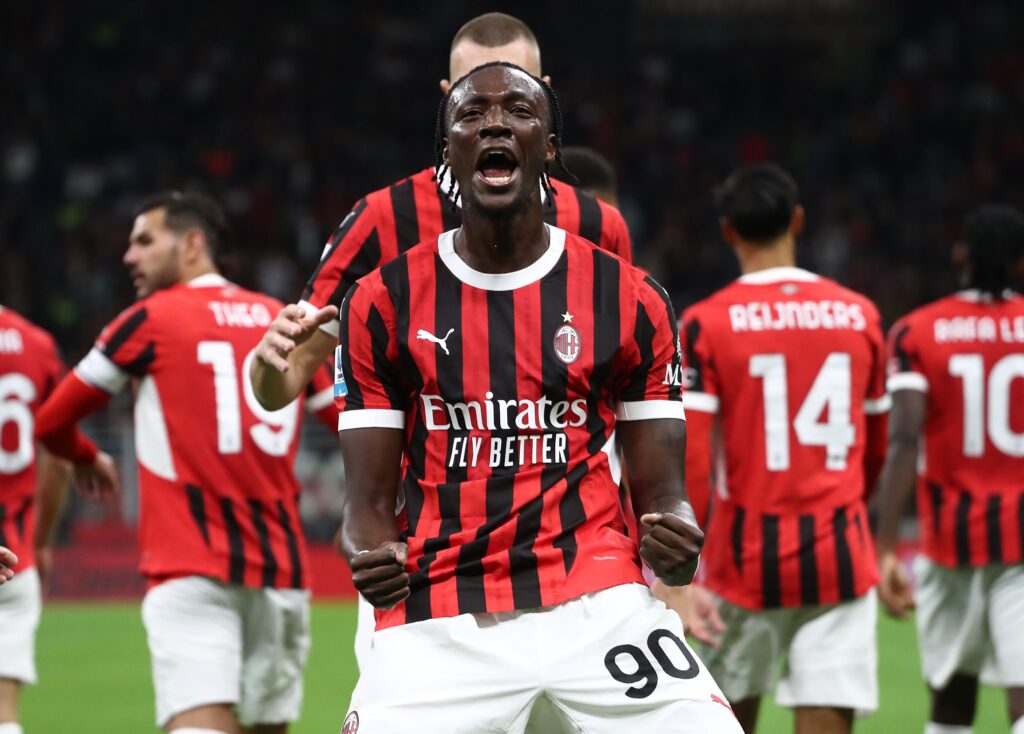 esultanza gol Abraham AC Milan Milan-Venezia 4-0 Serie A 2024-2025
