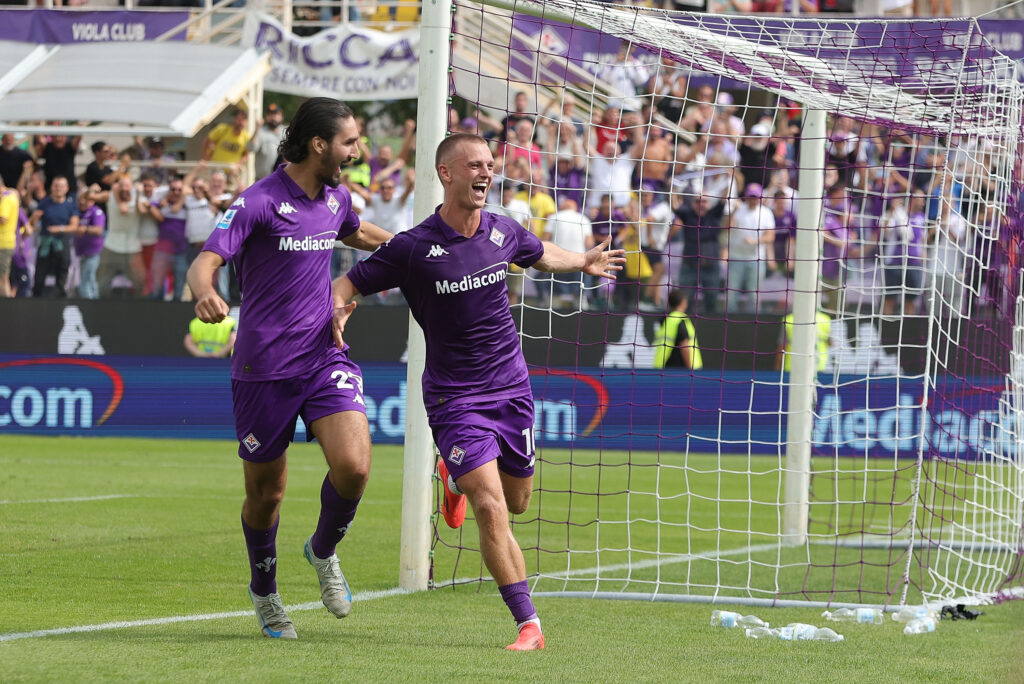 esultanza gol Albert Gudmundsson Fiorentina-Lazio 2-1 Serie A 2024-2025