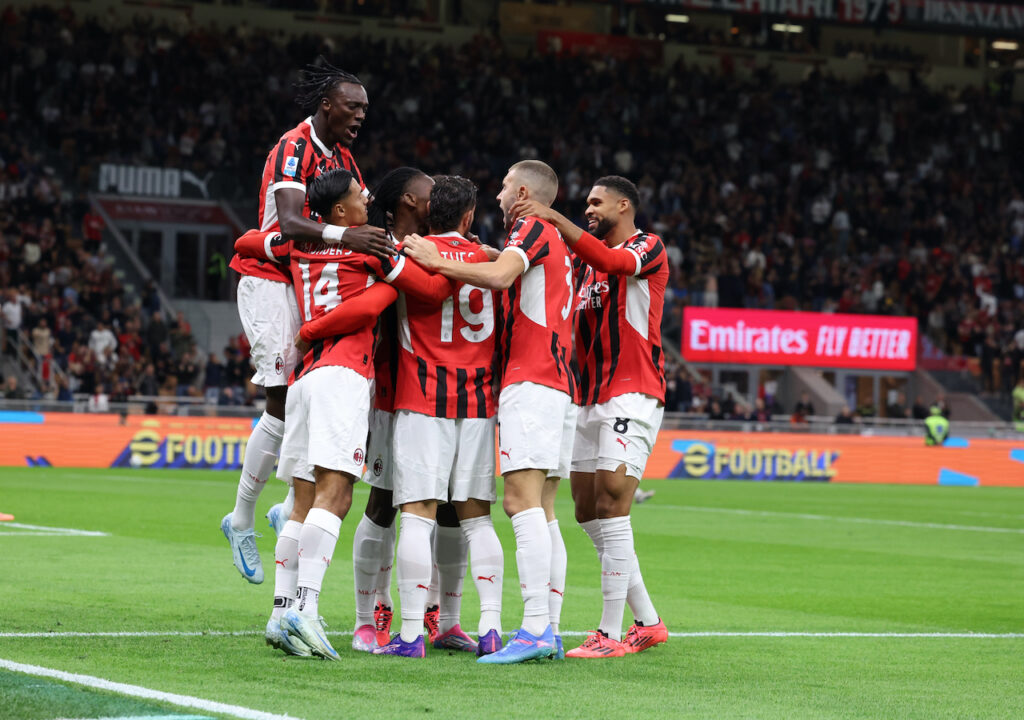 esultanza gol Theo Hernández AC Milan Milan-Venezia 4-0 Serie A 2024-2025