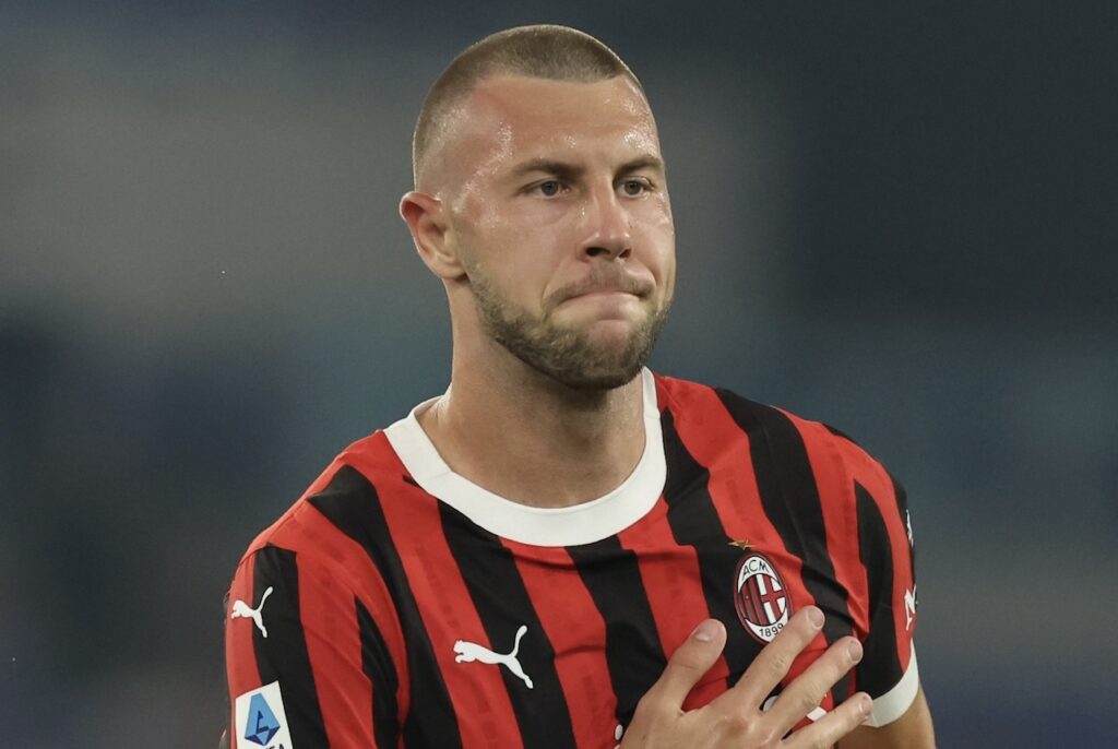 esultanza gol Strahinja Pavlovic AC Milan Lazio-Milan 2-2 Serie A 2024-2025