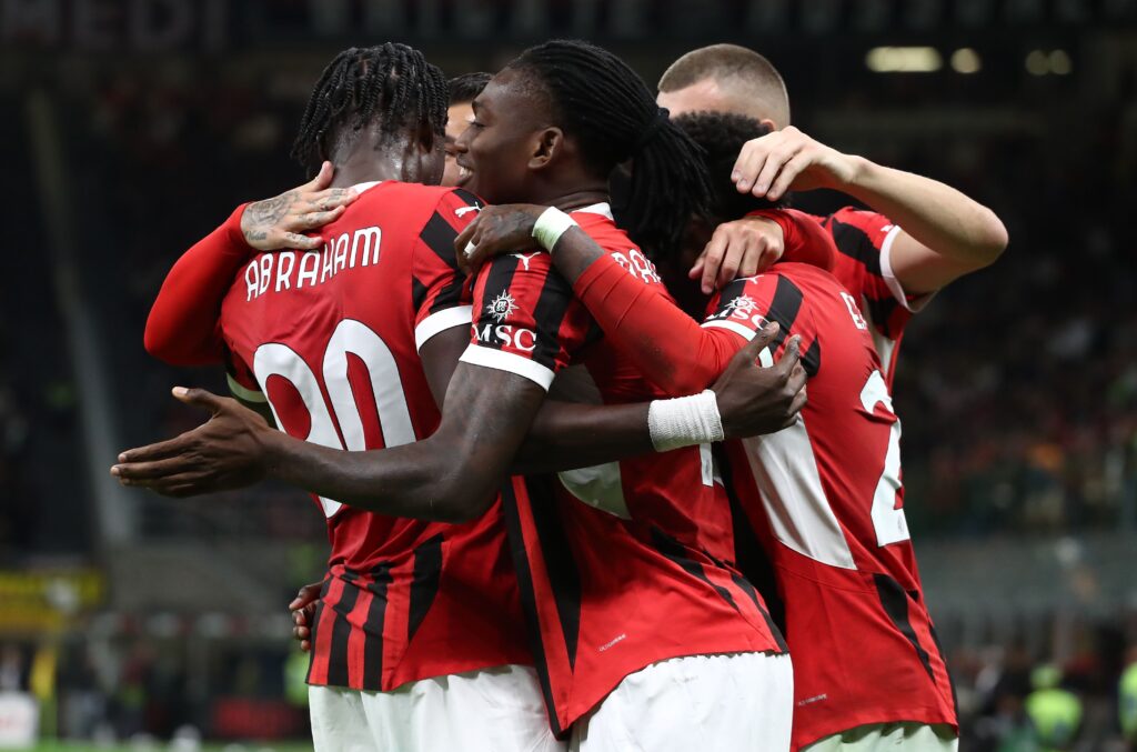 esultanza gol Abraham AC Milan Milan-Venezia 4-0 Serie A 2024-2025