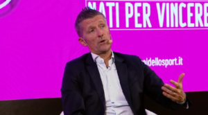Orsato: "Chiediamo agli allenatori più pazienza con gli arbitri giovani" | VIDEO (screen Gazzetta.it)