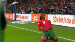 Milan, Leao gol da urlo con il Portogallo! Segna di testa | VIDEO (screen Gazzetta.it)