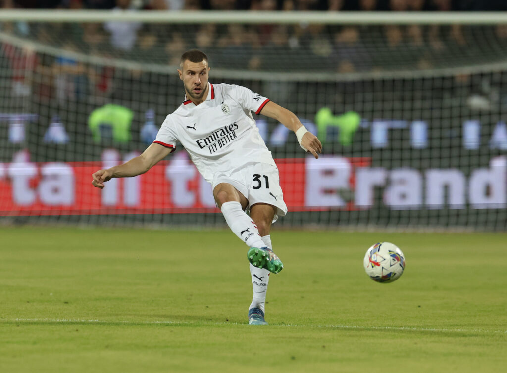 Strahinja Pavlovic AC Milan Cagliari-Milan 3-3 Serie A 2024-2025