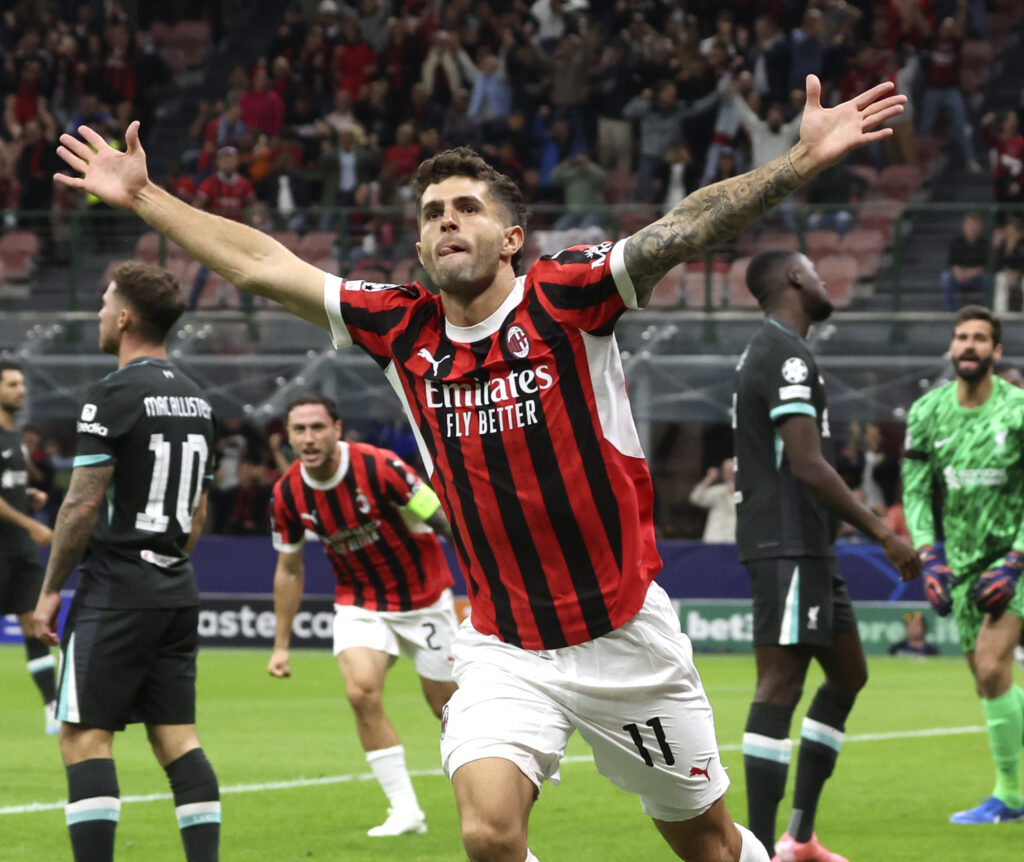 esultanza gol Christian Pulisic AC Milan Milan-Liverpool 1-3 Champions League 2024-2025