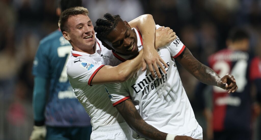esultanza gol Rafael Leao AC Milan Cagliari-Milan 3-3 Serie A 2024-2025