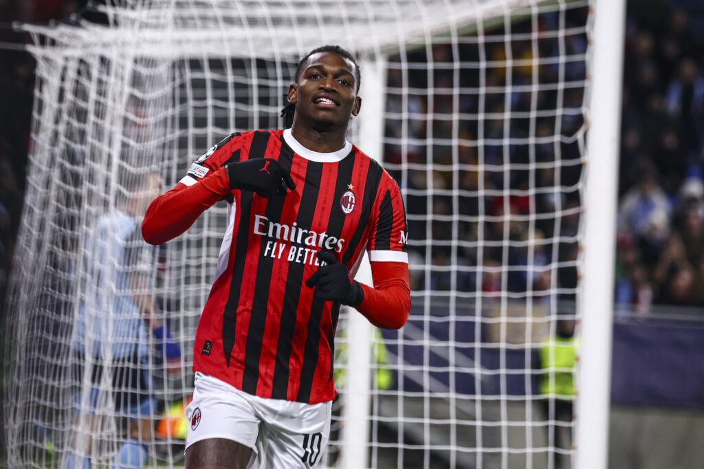 esultanza gol Rafael Leao AC Milan Slovan Bratislava-Milan 2-3 Champions League 2024-2025