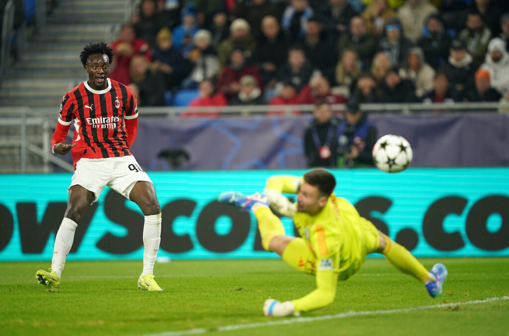 gol Tammy Abraham AC Milan Slovan Bratislava-Milan 2-3 Champions League 2024-2025