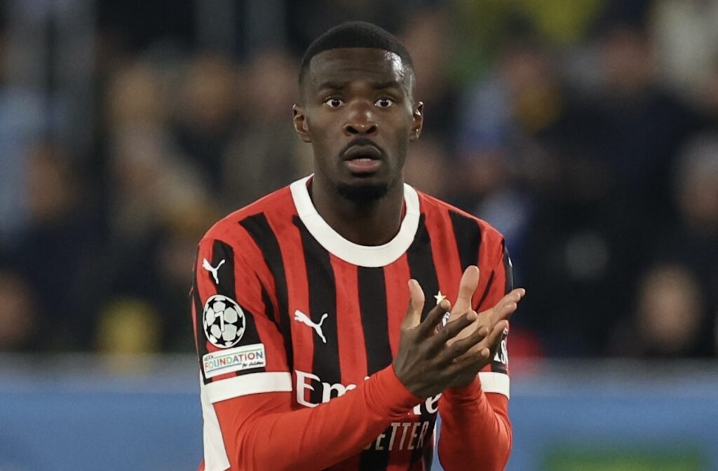 Fikayo Tomori AC Milan Slovan Bratislava-Milan 2-3 Champions League 2024-2025