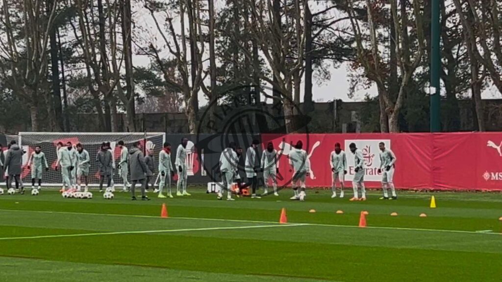 Milan-Stella Rossa Champions League 2024-2025 allenamento rifinitura Milanello