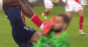 Donnarumma: scarpino in faccia e viso sanguinante! | VIDEO (screen Gazzetta.it)
