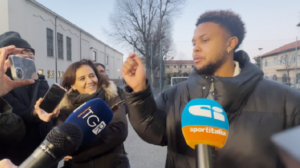McKennie e Harry Potter? Il curioso gesto del centrocampista | VIDEO (screen Gazzetta.it)