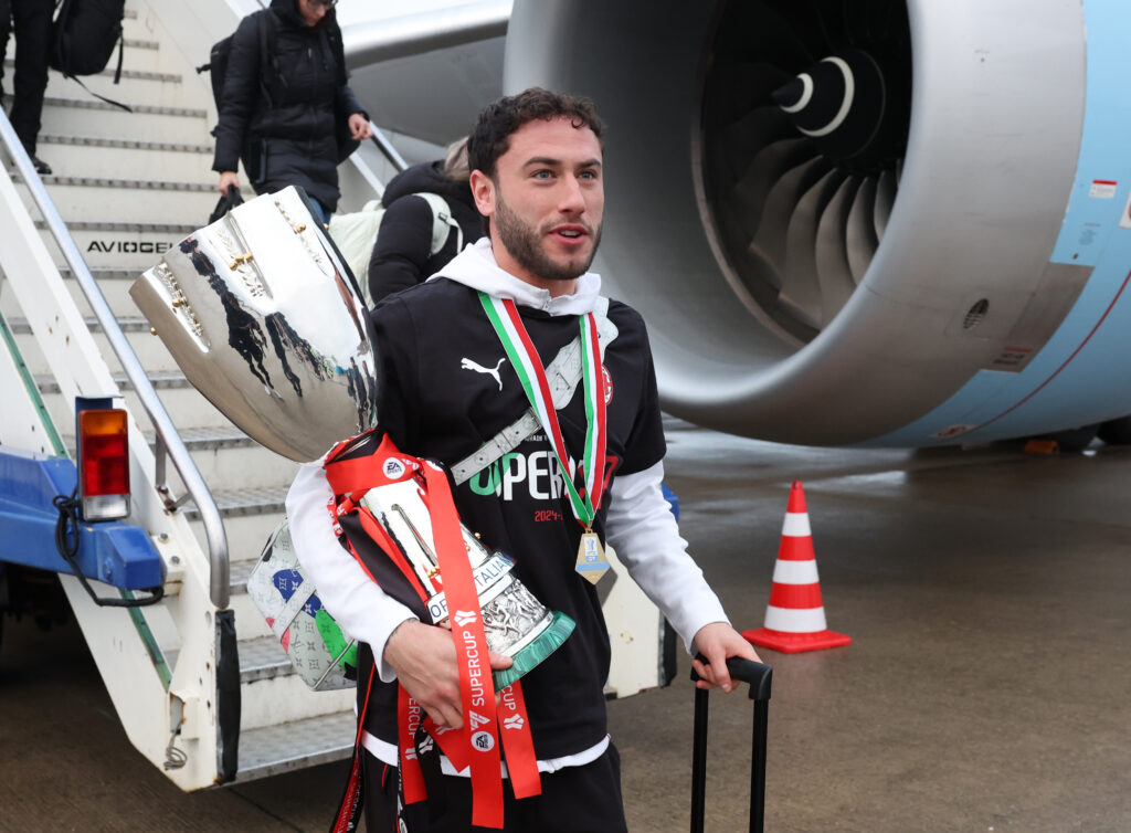 Davide Calabria AC Milan derby Inter-Milan 2-3 Supercoppa Italiana