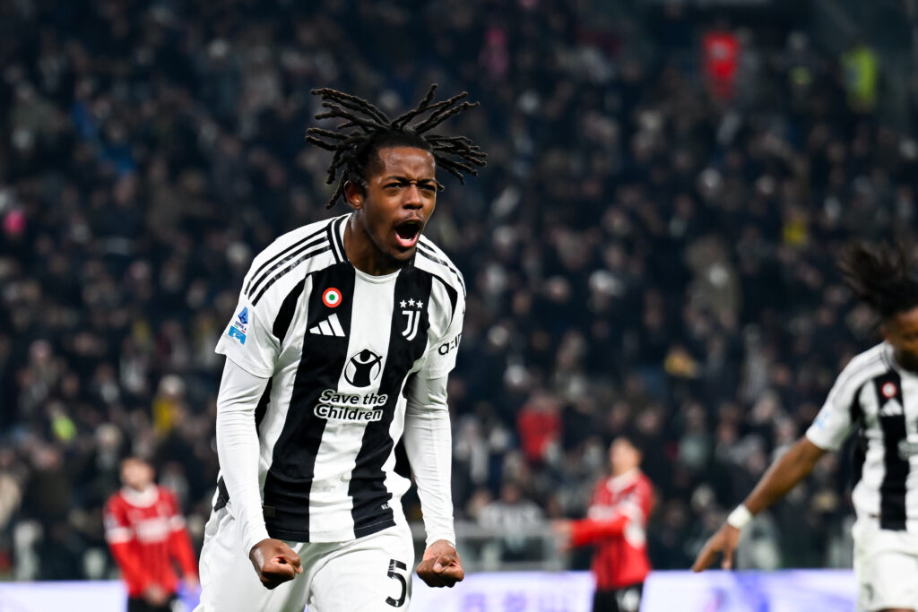 esultanza gol Samuel Mbangula Juventus Juventus-Milan 2-0 Serie A 2024-2025