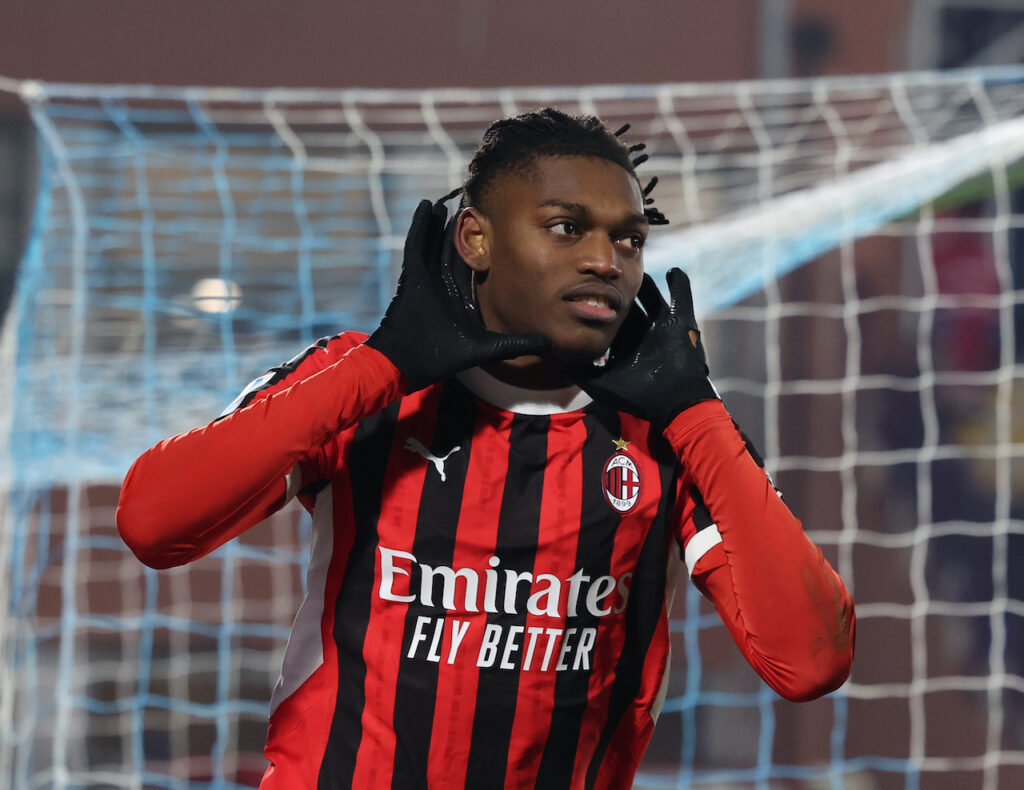 esultanza gol Rafael Leao AC Milan Como-Milan 1-2 Serie A 2024-2025