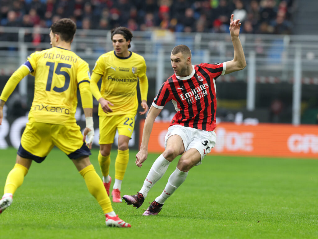 Strahinja Pavlovic AC Milan Milan-Parma 3-2 Serie A 2024-2025