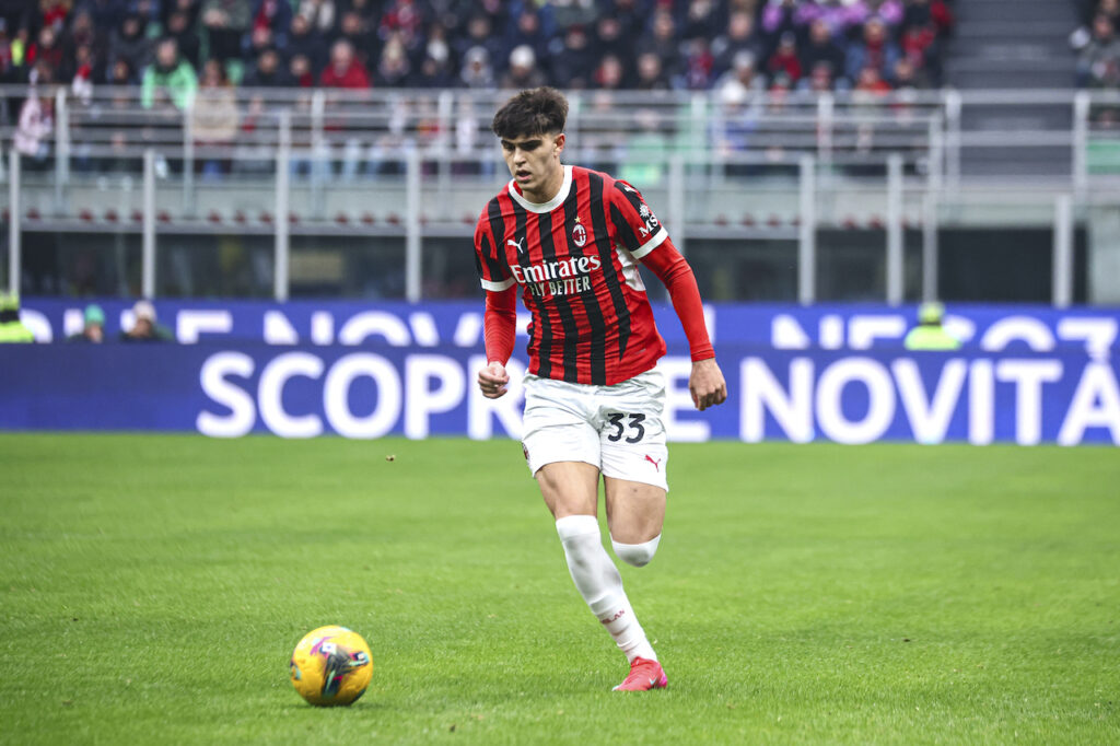 Davide Bartesaghi AC Milan Milan-Parma 3-2 Serie A 2024-2025