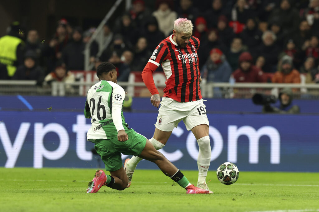 Theo Hernández AC Milan Milan-Feyenoord 1-1 Champions League 2024-2025