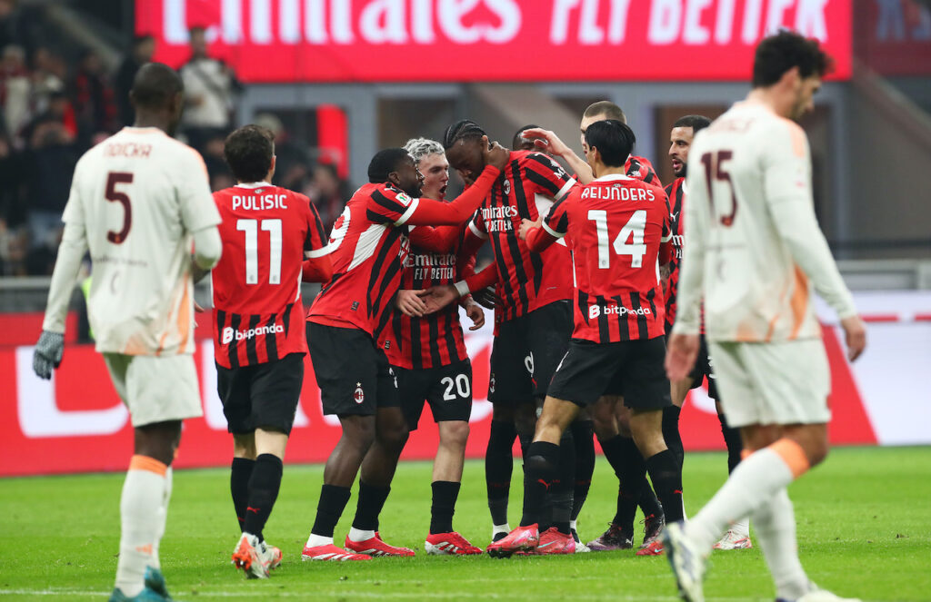 esultanza gol Tammy Abraham AC Milan Milan-Roma 3-1 Coppa Italia 2024-2025