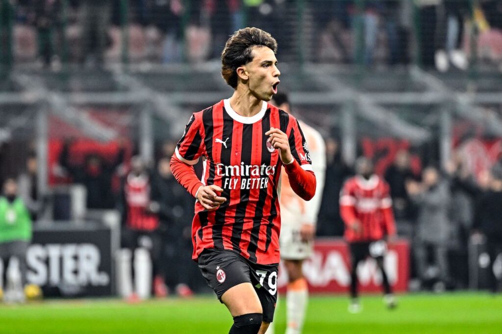 esultanza gol Joao Felix AC Milan Milan-Roma 3-1 Coppa Italia 2024-2025