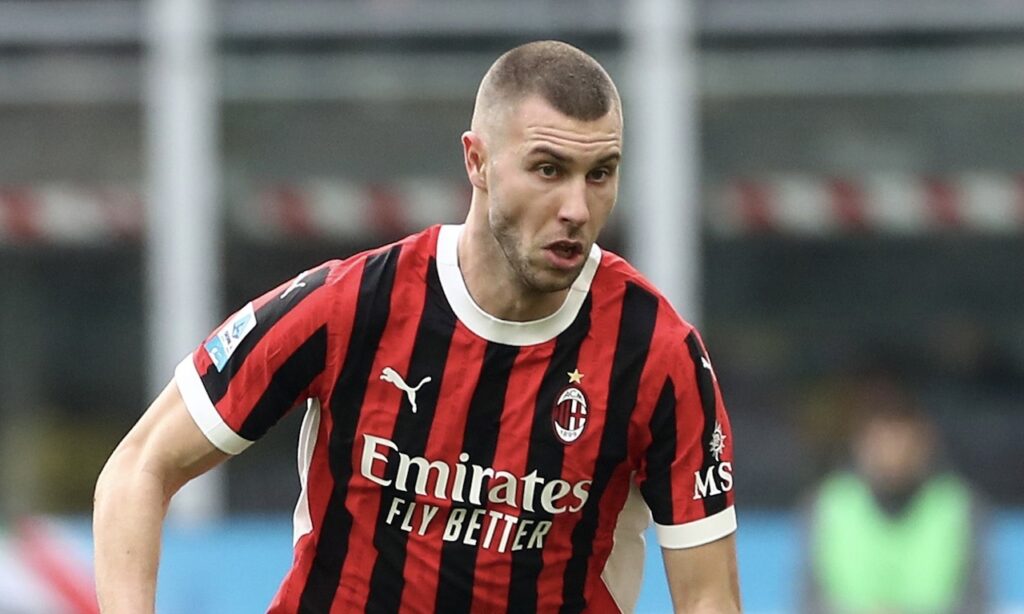 Strahinja Pavlovic AC Milan Milan-Parma 3-2 Serie A 2024-2025