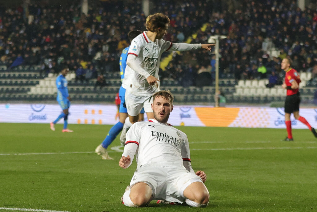 esultanza gol Santiago Giménez AC Milan Empoli-Milan 0-2 Serie A 2024-2025